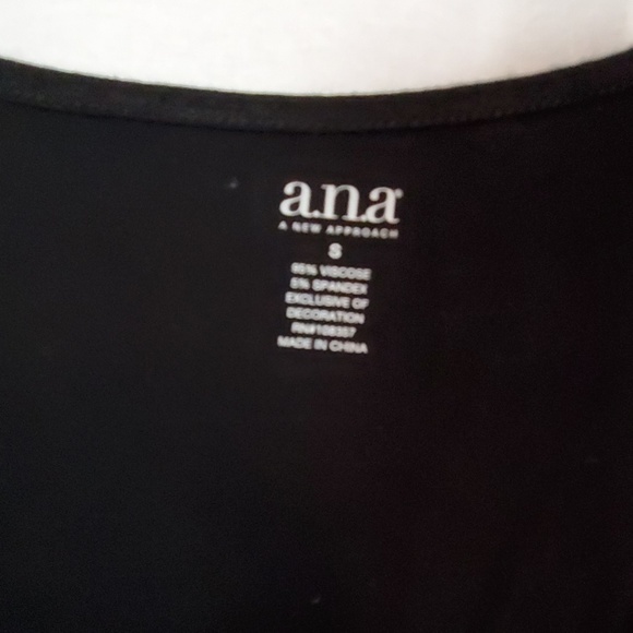 Ana tank top...gold and black - Picture 2 of 4
